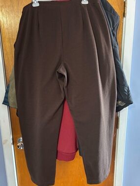 Liz Claiborne Crazy Horse Dark Brown Ponte Pull-On Pants